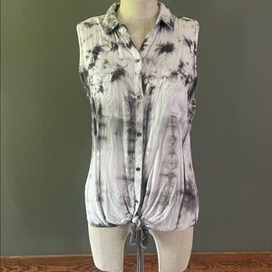Tie-Dye Sleeveless Button-Up Top
